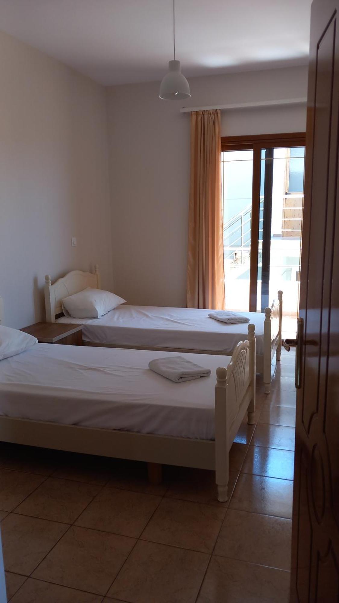 Thomas Apartments Sarande Exterior photo